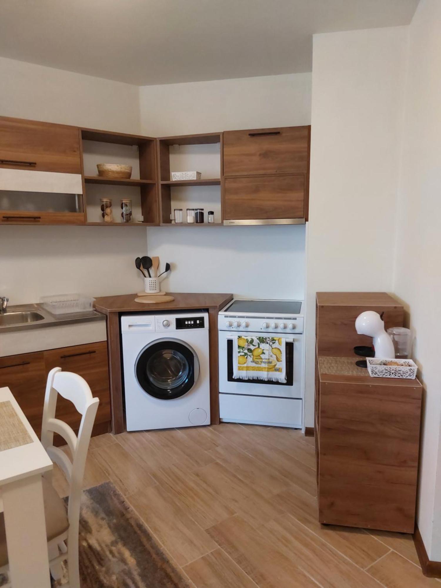 Krimski Apartment - Free Private Parking Warna Zewnętrze zdjęcie