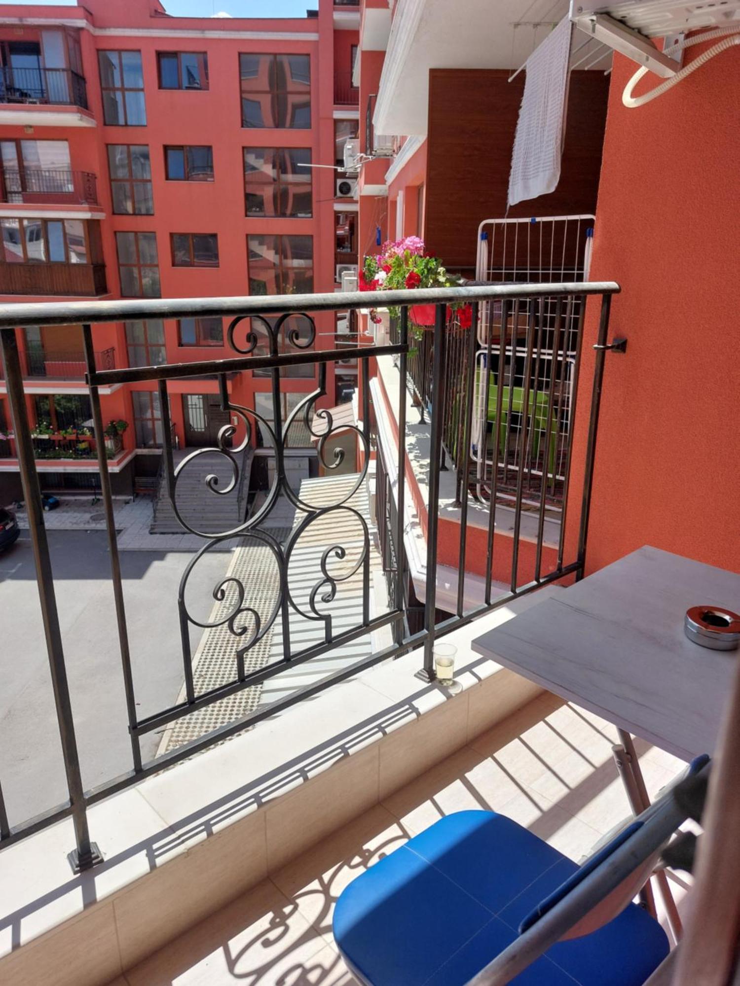 Krimski Apartment - Free Private Parking Warna Zewnętrze zdjęcie