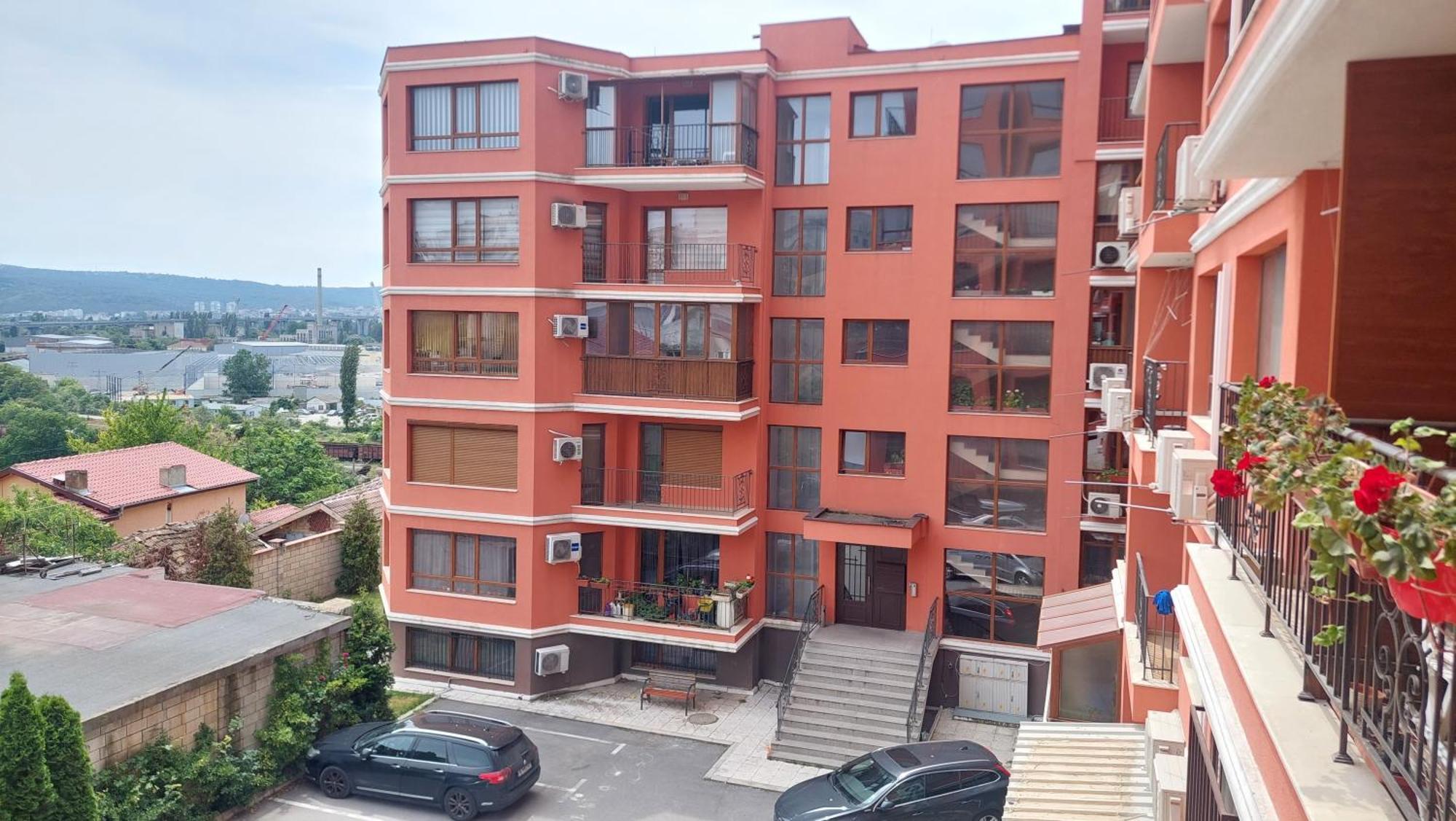 Krimski Apartment - Free Private Parking Warna Zewnętrze zdjęcie